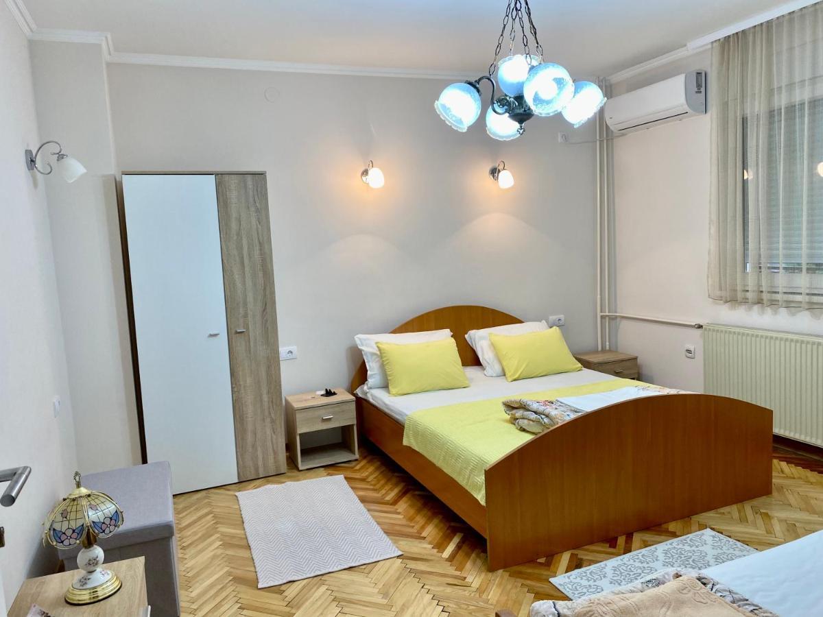 Lejlighed i Tutunović Podrum på 64 m². Soveværelser: 2. Private badeværelser: 1. Ni Eksteriør billede