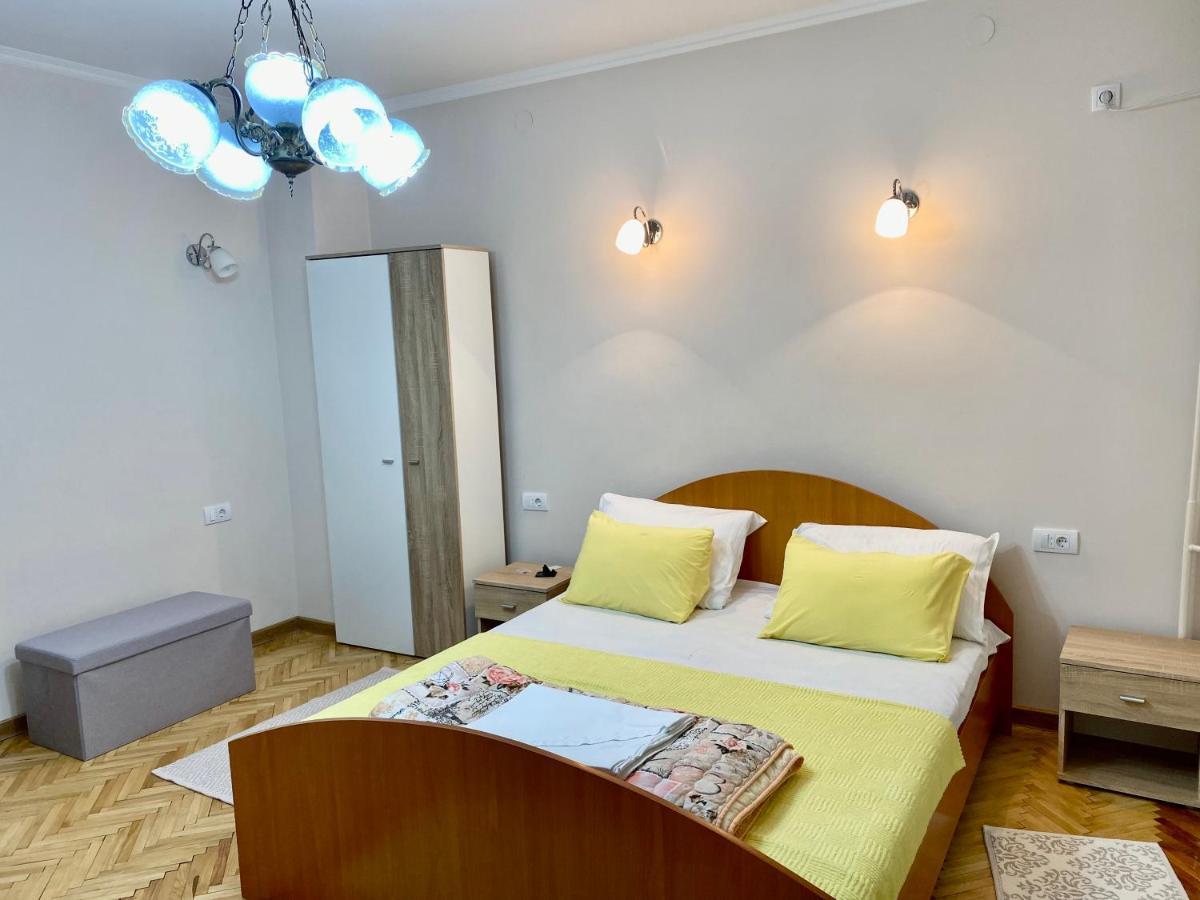 Lejlighed i Tutunović Podrum på 64 m². Soveværelser: 2. Private badeværelser: 1. Ni Eksteriør billede