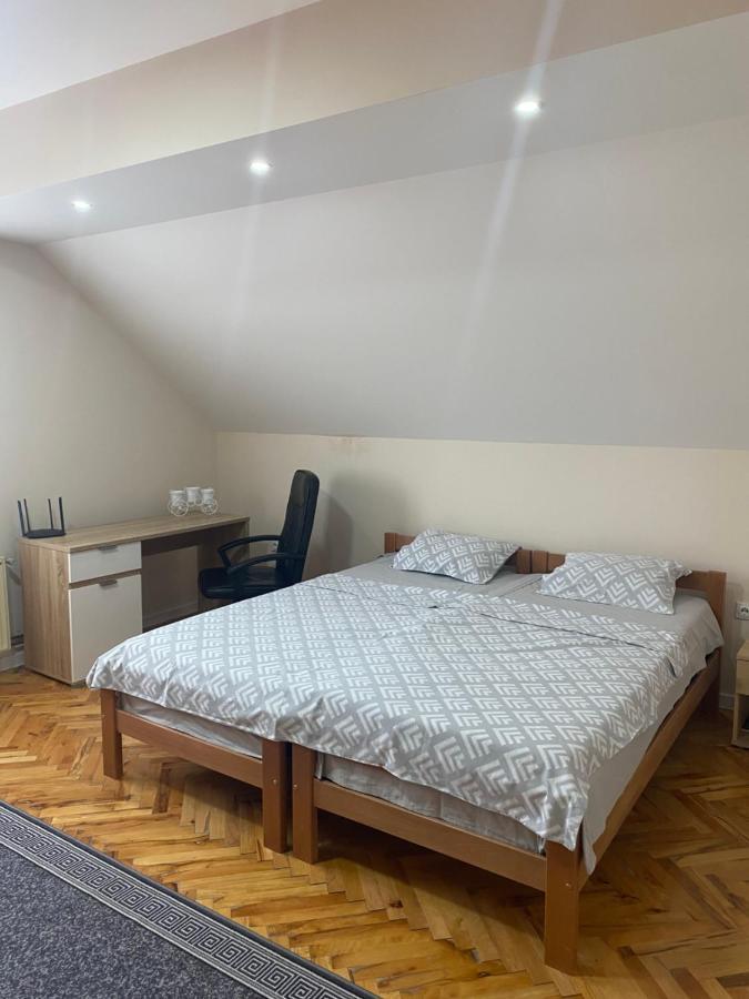 Lejlighed i Tutunović Podrum på 64 m². Soveværelser: 2. Private badeværelser: 1. Ni Eksteriør billede